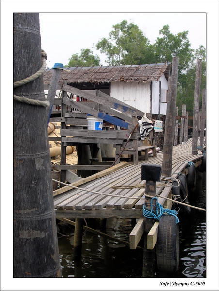 2005 - 08 - Merang  - 02.JPG